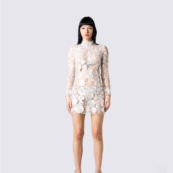 Finesse Dresses & Skirts - Flora white mini dress